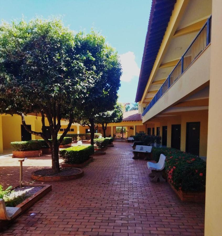 Hotel Marathi Park Rondonópolis Kültér fotó